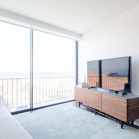 Boutique Rentals- Bliss By The Sea Apt- Ocean Views In Foz Beach Porto Bagian luar foto