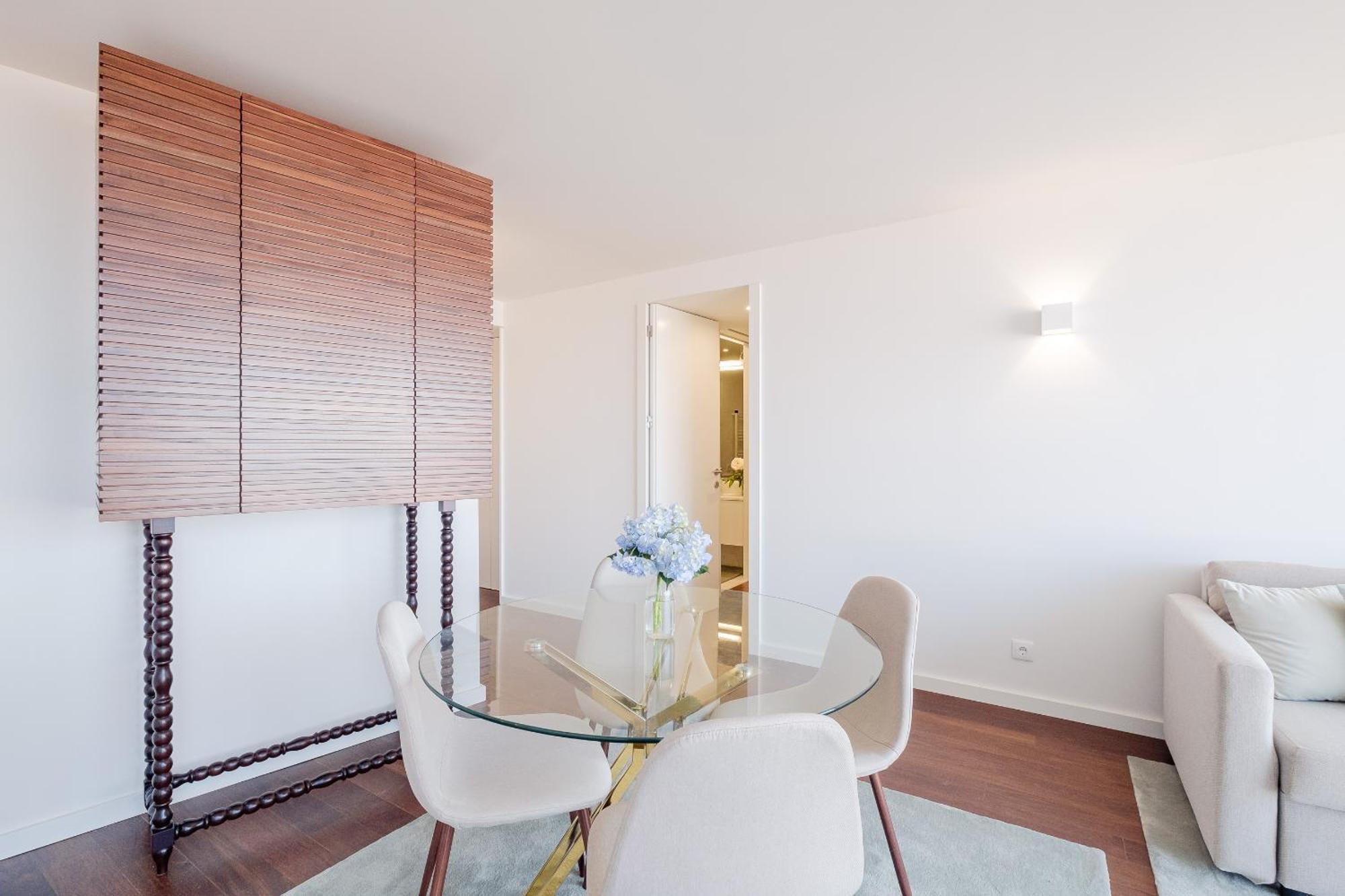 Boutique Rentals- Bliss By The Sea Apt- Ocean Views In Foz Beach Porto Bagian luar foto